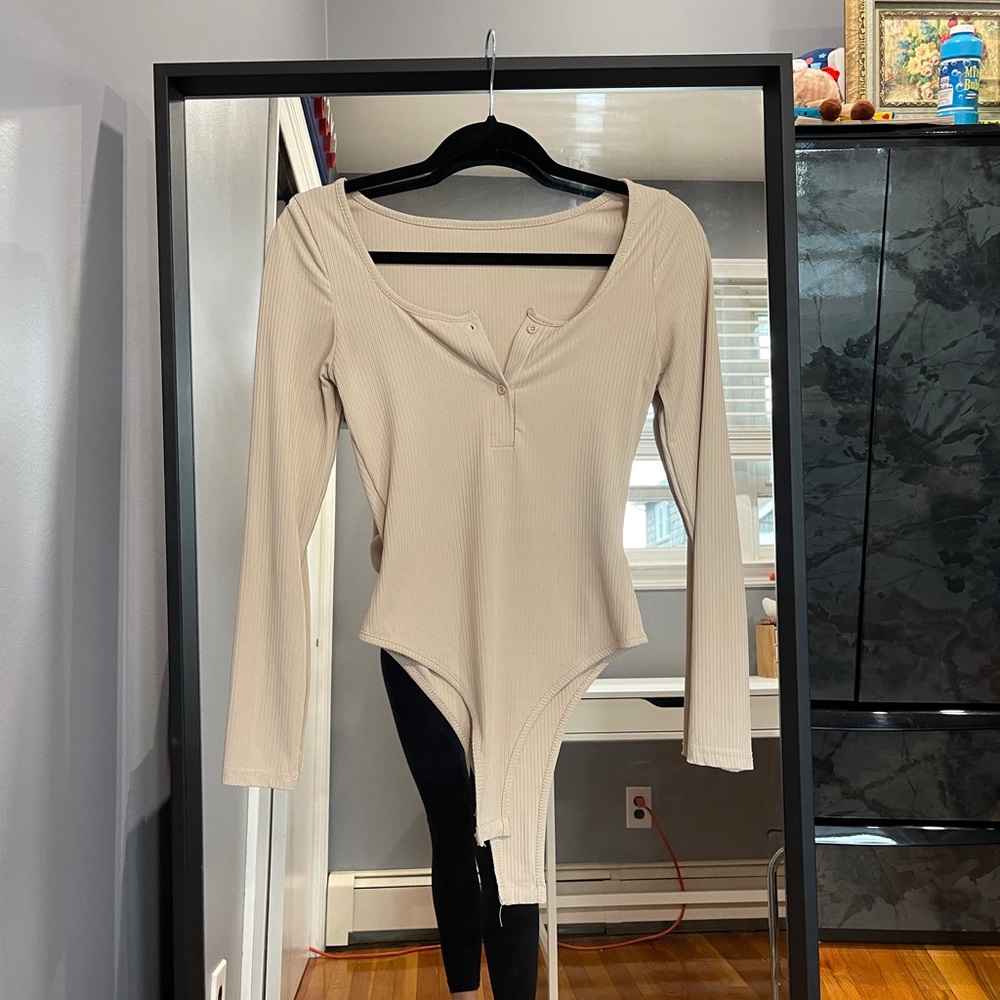Nude bodysuit
